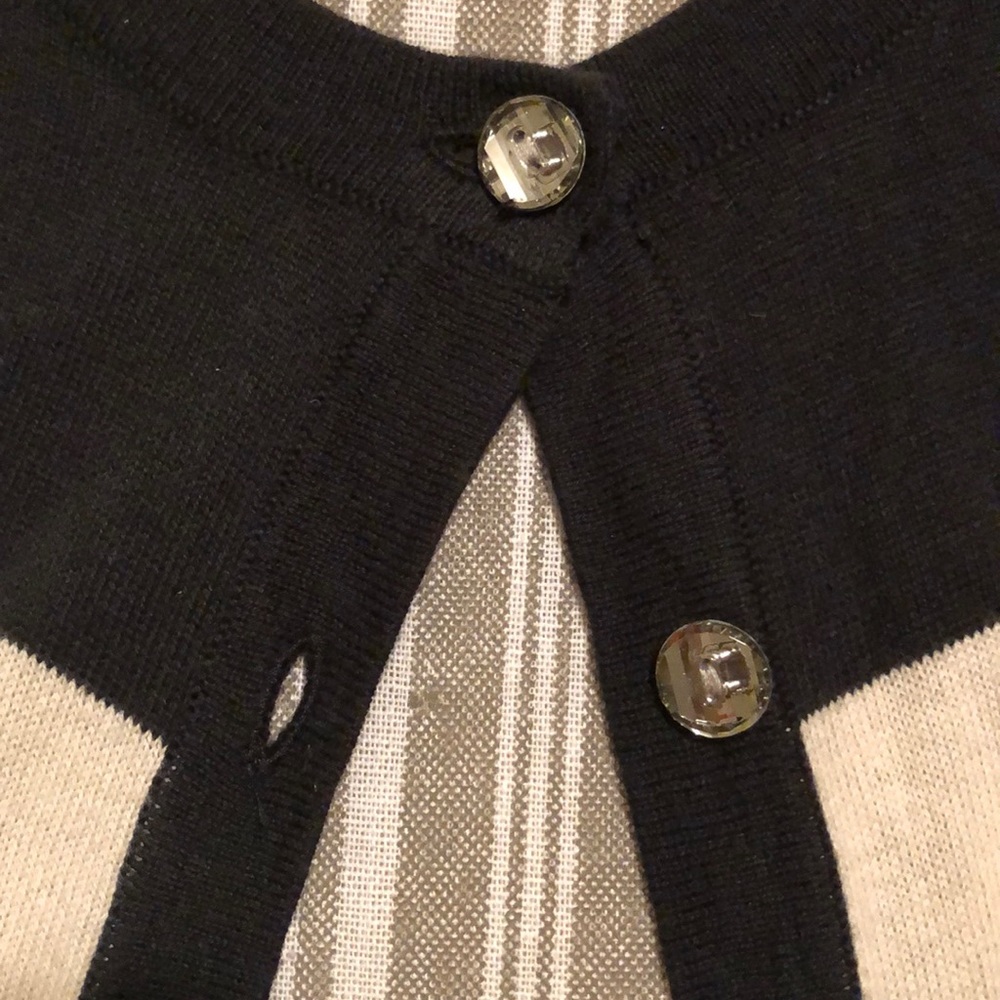 Cardigan - Picture 2 of 5